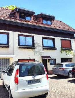 ZENTRALES WOHNJUWEL MIT POTENZIAL: CHARMANTES WOHNEN MIT SONNIGEM GARTEN UND GESTALTUNGSSPIELRAUM - Hünfeld (Konrad-Zuse-Stadt)