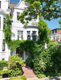 "Zu schön um zu verkaufen"! Altbaudiamant in exponierter Lage Bremen-Bürgerpark - Bremen