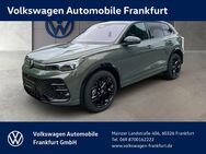 VW Tiguan, 2.0 TDI R-Line, Jahr 2022 - Frankfurt (Main)