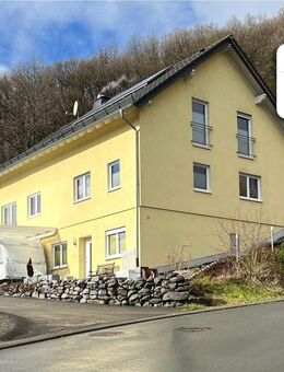 SCHADE IMMOBILIEN - Modernes Zwei-Dreifamilienhaus in ruhiger Wohngegend zu verkaufen! - Plettenberg