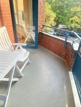 Provisionsfreie Kapitalanlage: Schöne, sonnendurchflutete 2-Zi.Whg mit 55qm im 2.OG mit Balkon und Aufzug - Ahrensburg