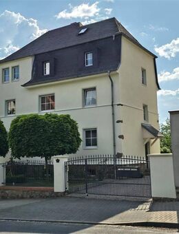 Mal kurz zu Fuß ins Theater, Kino, Schwimmbad, Restaurant oder zum Einkaufen!! Saniertes Wohnhaus in guter Innenstadtlage mit Kamin, Garage und Garten - Döbeln