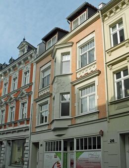 // 2 Zimmer mit Balkon im Herzen von Wurzen // EBK mgl. // Bezug ab Oktober mgl. // - Wurzen