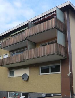 Großzügige 3-Zimmer-Eigentumswohnung in Kurparknähe von Bad Pyrmont, Schillerstr. 7 - Bad Pyrmont
