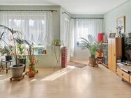 Familiengerechte Wohnung mit eigenem Garten und Stellplatz in Altglienicke - Berlin