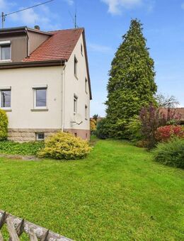 TÜ-Pfrondorf. EFH mit großem Gartengrundstück, Garage, Möglichkeit zur weiteren Bebauung oder Anbau - Tübingen