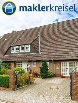 Friedeburg: Großzügiges Zweifamilienhaus mit Garten in schöner Wohngegend - Friedeburg