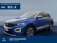 VW T-Roc, 2.0 TDI Active Einpark, Jahr 2021 - Göppingen