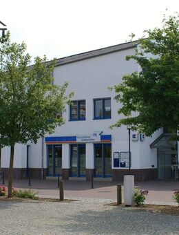 Zentral Wohnen in Barmstedt - Geräumige Wohnung mit 4 Zimmern und Balkon - Barmstedt