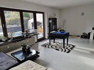 sonnendurchflutete EG-Wohnung mit alleinigem Gartenzugang und Terrasse - ca 100qm - München