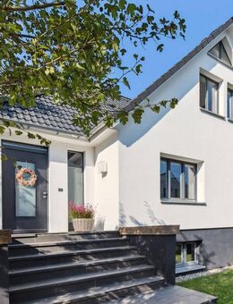 Erstbezug nach Sanierung: Stilvolles Einfamilienhaus in bester Lage von Nienstedten mit sonnigem Garten - Hamburg