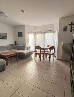 Moderne 2-Zimmer-Wohnung mit Stellplatz in gefragter Lage Kartung *Entwicklungspotenzial* - Sinzheim