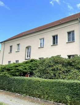 Attraktive Mehrfamilien- Doppelhaushälfte in grüner Stadtrandlage von Pirna! - Pirna
