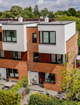 Design trifft Lage: Modernes Endreihenhaus in Hamburgs Premiumlage - Hamburg