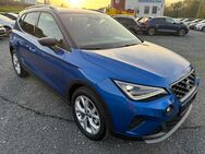 Seat Arona, 1.5 TSI FR PDCvo hi Travel Sprachsteuerung Abbiegelicht, Jahr 2024 - Boxberg (Baden-Württemberg)