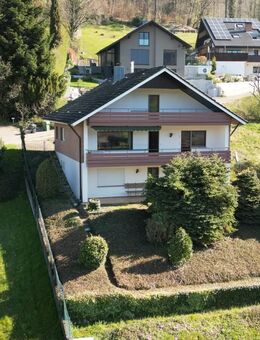 ** RESERVIERT ** Einfamilienhaus mit traumhafter Aussicht wartet auf frischen Wind - Ettenheim