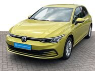 VW Golf, 2.0 TDI VIII Life Pro App, Jahr 2020 - Hannover