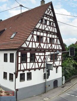 Historisches Fachwerk trifft modernes Wohnen - Platz auch für 2 Generationen / Vermietung - Reutlingen