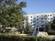 (KLEINE) 3 Zimmerwohnung am Hanseplatz sucht neue Mieter - Erfurt