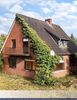 Sanierungsbedürftiges Einfamilienhaus, bzw. Abrissobjekt auf großzügigem Eckgrundstück, Obj. 8952 - Großenkneten