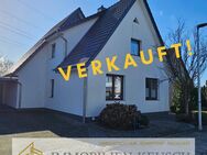 TOP modernisiertes EFH mit sehr großem & gepflegtem Garten. Diverse Nebengebäude und Sonnensitzmöglichkeiten zum Geniessen - Bremen