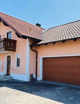 Tolles Wohnhaus mit Pool und PV- Anlage in Künzing ! - Künzing