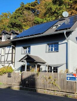 MANNELLA *Alt und neu harmonisch kombiniert* Stilsicher modernisiertes Haus für Individualisten - Eitorf