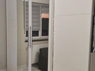 Sehr gut erhaltener Kleiderschrank mit integriertem Bett zu verkaufen - Wehr (Baden-Württemberg)