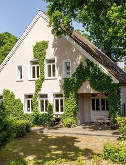 Großzügige Stadtvilla mit sehr gehobenenem Interieur in einzigartiger Wohnlage/Naturschutzgebiet! - Rotenburg (Wümme)