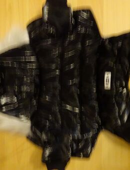 Hundejacke Mantel mit Kapuzenkragen schwarz mit Glanz Gr.M Futter 100% Cotton - Berlin Lichtenberg