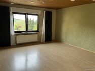 Großzügige 3,5-Zimmer-Wohnung über 2 Etagen in Kiedrich zu vermieten - Kiedrich