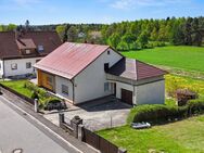 Raumwunder mit Naturblick! Geräumiges Einfamilienhaus zur Selbstgestaltung - Mantel
