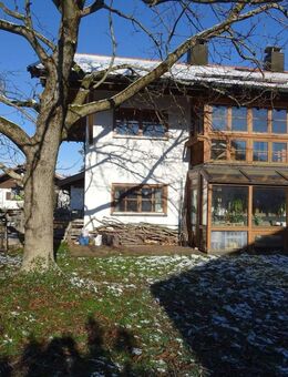 Baubiologisches 2-Familienhaus in ruhiger Lage - Grabenstätt