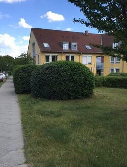 Kapitalanlage -Ruhige 2 -Zimmerwohnung mit EBK und Terrasse - Glienicke (Nordbahn)