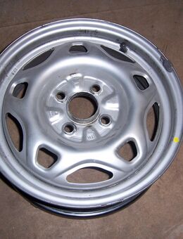 MR197118 Stahlfelge 5.5x14 silber Mitsubishi Carisma - Hannover Vahrenwald-List