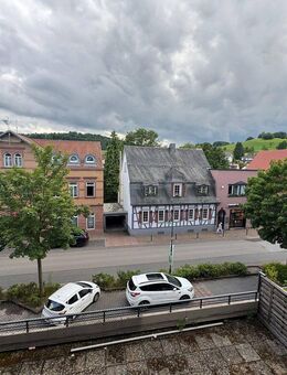 Attraktive 2 1/2 Zimmer Wohnung mit Balkon in zentraler Lage von Wald Michelbach - Wald-Michelbach