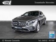 Mercedes GLA 180, Urban, Jahr 2017 - Bad Nauheim