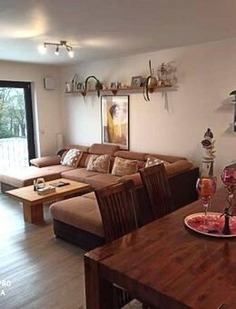 Möblierte 3-Zimmer-Wohnung, EBK, Stellplatz, Keller, Balkon in Wetzgau - Schwäbisch Gmünd