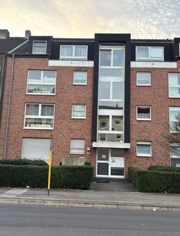 schöne 2,5 Zimmer Wohnung mit Balkon WBS zwingend erforderlich !!!! - Mülheim (Ruhr)