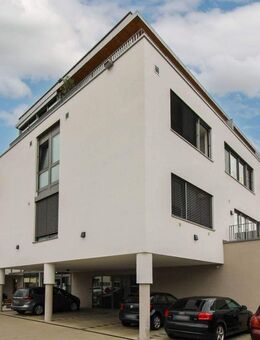Neuwertige Zwei-Zimmer-Penthouse Wohnung mit schöner Dachterrasse, Aufzug und EBK in Dietenheim - Dietenheim