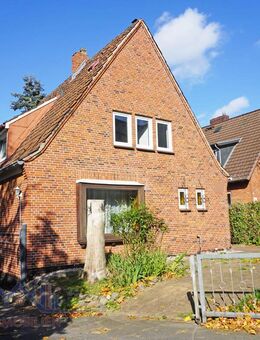 Ein Einfamilienhaus im Stadtteil Hassee mit sehr großen Grundstück wartet aus Sie! - Kiel