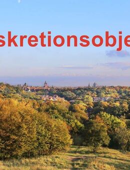 Halle (Saale): Wohnen im sanierten Baudenkmal, mit 4 Zimmer, Aufzug, PKW-Stellplatz - Halle (Saale)