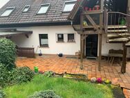 mit ein wenig Aufwand wird das Ihre neue 5-ZW mit Balkon, Terrasse und Garten in ruhiger Lage von Nidda - Nidda