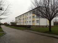 2-Raum-Wohnung (noch unsaniert) in Gustow, nach Vereinbarung, zu vermieten - Gustow