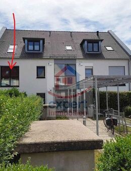 Ruhige 3 Zi.- Wohnung mit Küche, Balkon u. 2 TGStellplätzen in Erlangen-Uttenreuth ab 01. Januar 26 - Uttenreuth