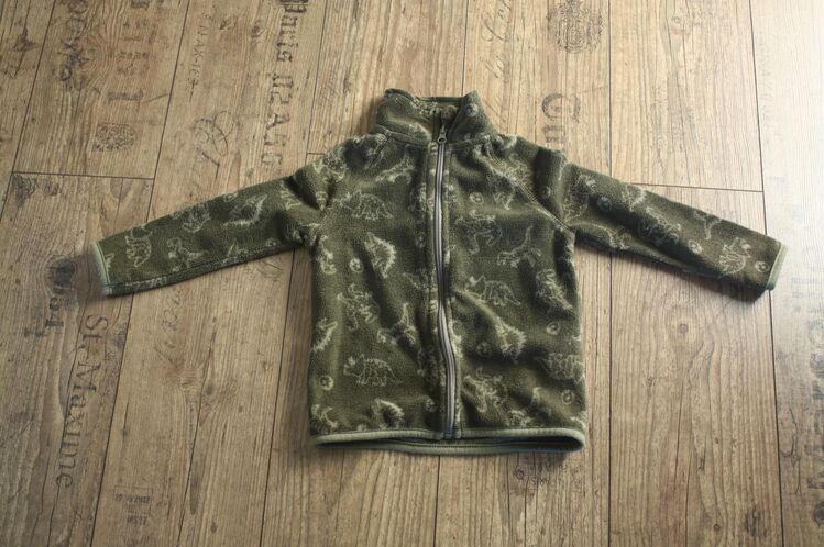 Dino Fleecejacke Grösse 104 Junge oder Mädchen - Neuenhagen (Berlin)