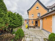 Familienfreundlich & voll saniert - Gemütlicher Kaminofen, Terrasse & privater Hof/Garten - Top Lage - Rötha