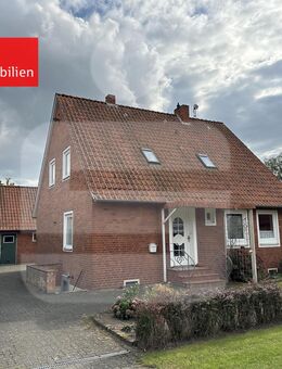 Solides Zweifamilienhaus mit Nebengebäude und zusätzlichem Bauplatz - Martfeld