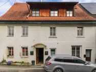Mehrfamilienhaus mit 3 Wohnungen und 1 Apartment in ruhiger, zentraler Lage - Eutingen (Gäu)