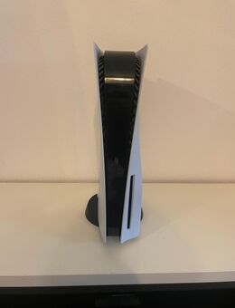 PS5 + 2 Controller + 3 Spiele + Ladstation - Dudenhofen